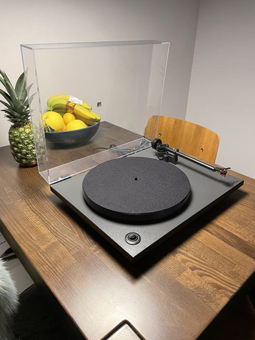 Rega RP1 + performance pack