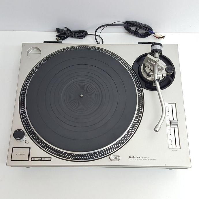 Technics SL 1200 MK2 II