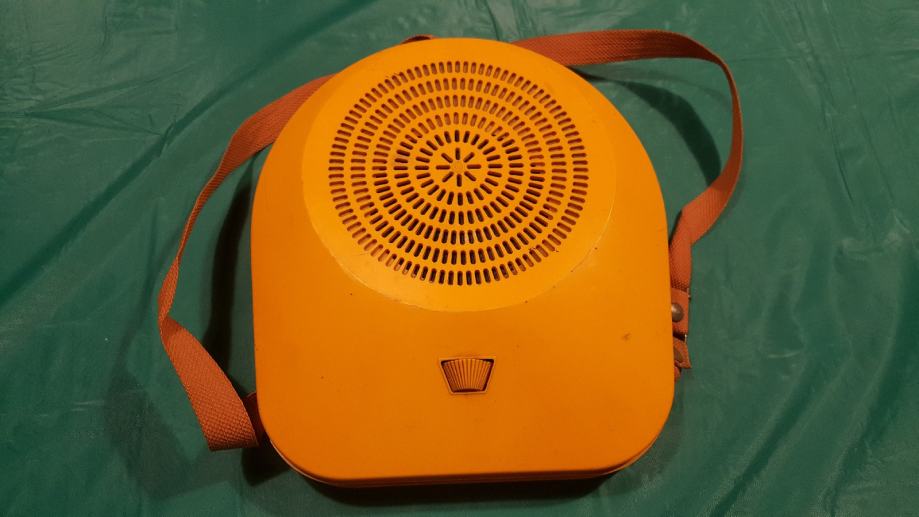 Vintage mini gramofon za singl ploče