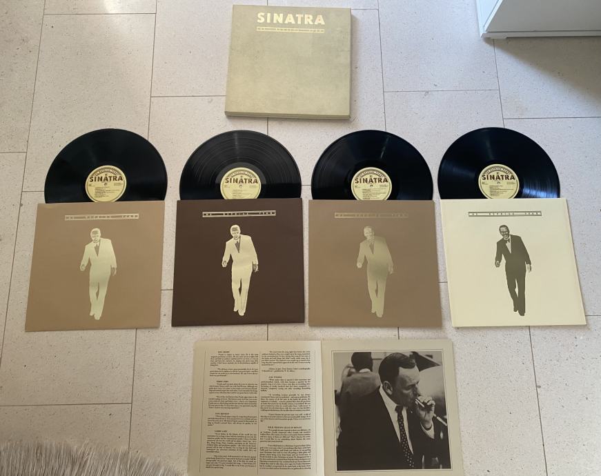 Frank Sinatra: "Sinatra, The Reprise Years" box set s četiri LP ploče.