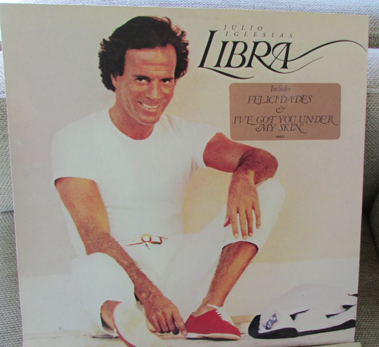 JULIO IGLESIAS - LIBRA -  NON STOP