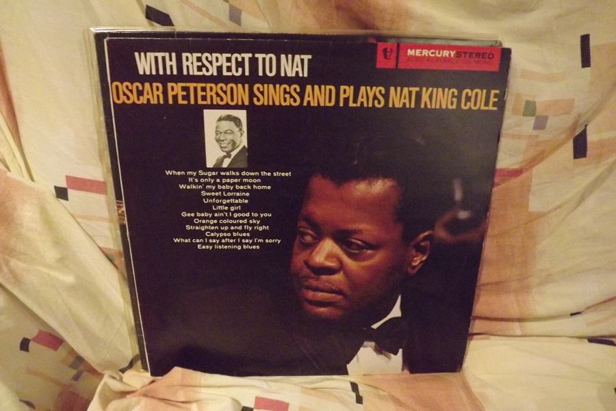 OSCAR PETERSON - Plays Nat king cole