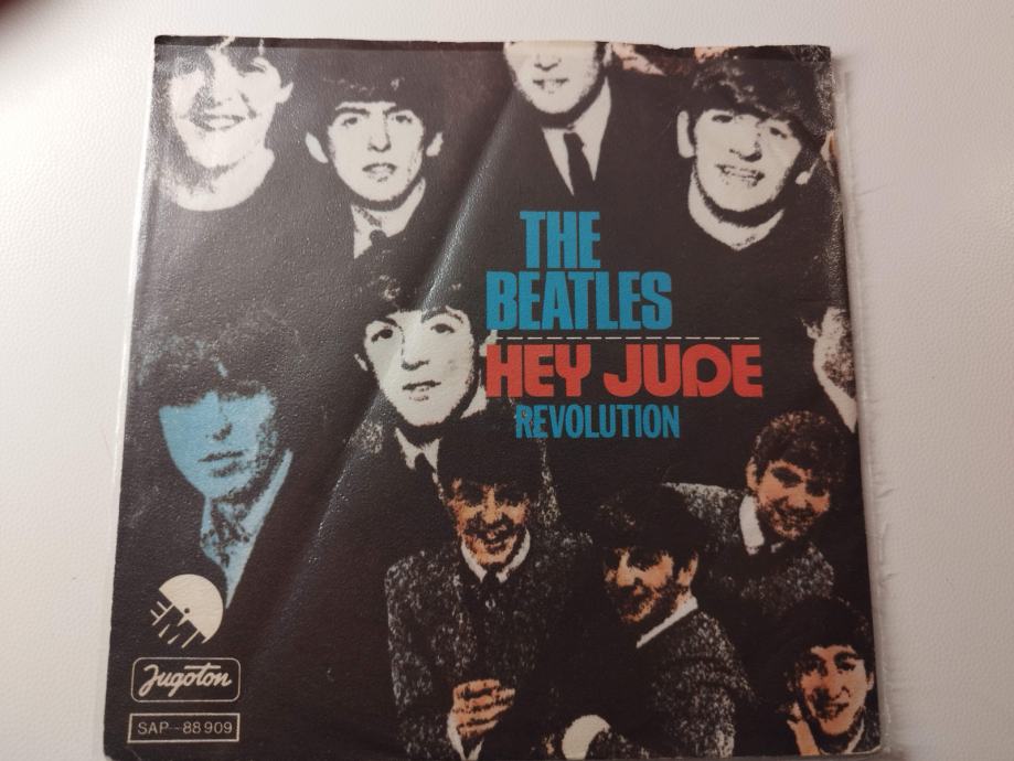 The Beatles – Hey Jude / Revolution