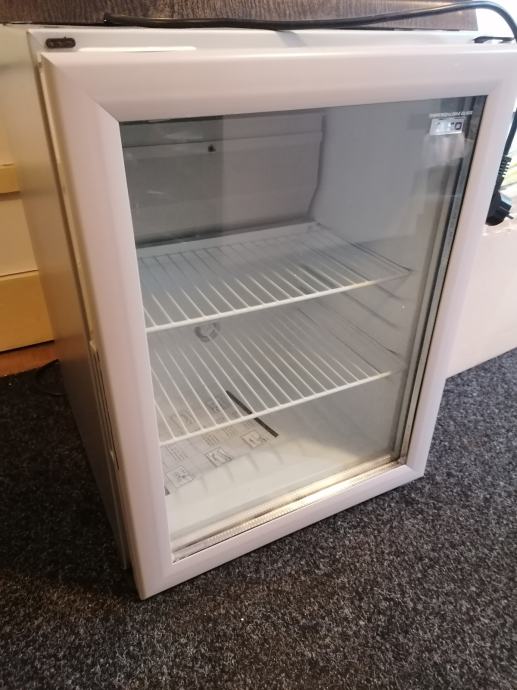 minibar 45lit staklena vrata-gratis dostava