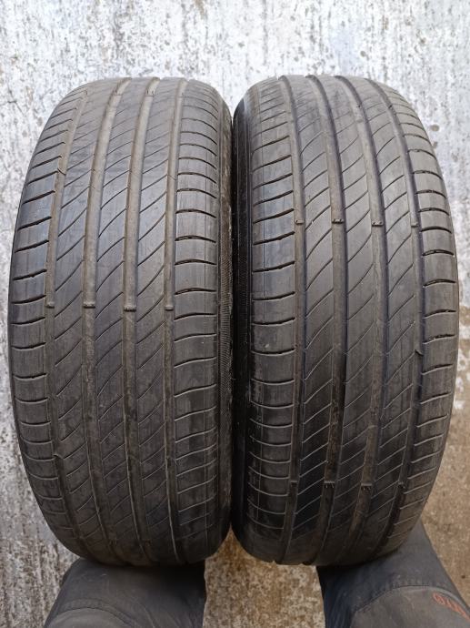 2 gume 215 65 R17 Michelin Primacy4, dot 4722, 5.5mm, obje 100eura