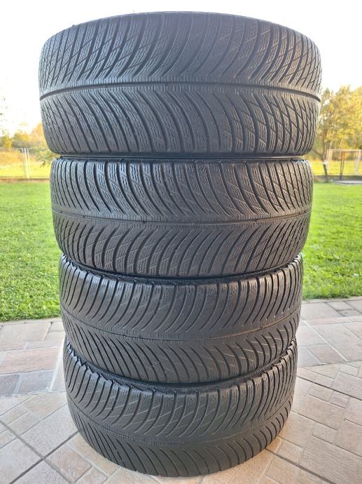 245 45 R18 Michelin Pilot Alpin⁵,dot 40/2023, 7 i 6mm, set 450 €