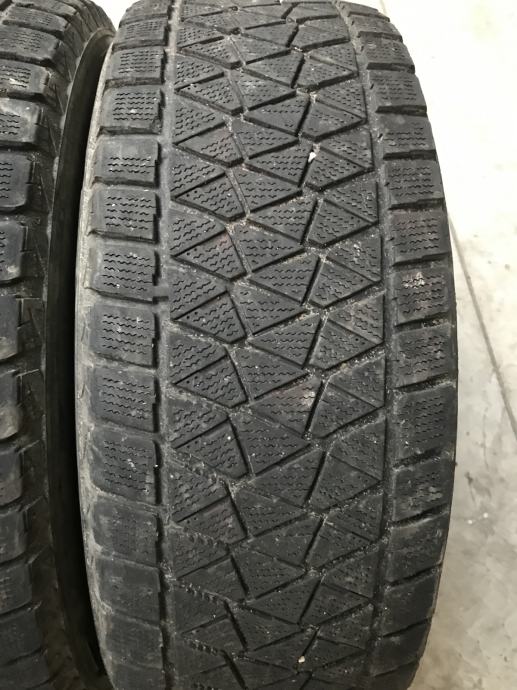 Bridgestone Blizzak DMV2 255/65/17 M+S 5,5mm 2016*