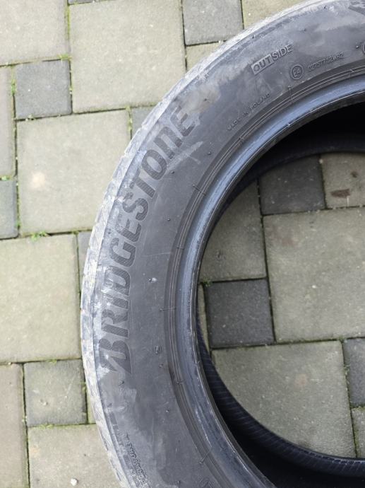 Bridgestone 225/55/17 zimska 1 kom.