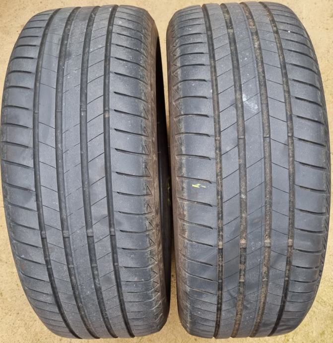 Gume Bridgestone 235/55/17 ljetna 2 kom.