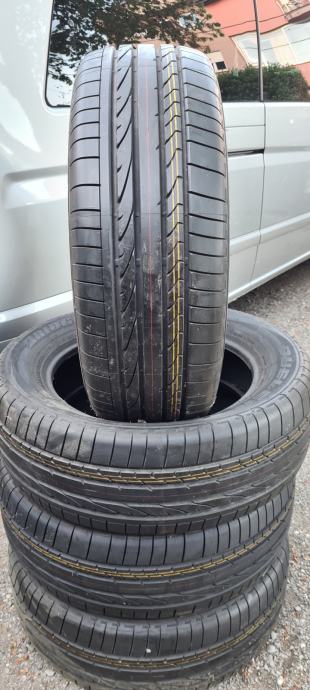 Gume Bridgestone 255/55/19 ljetna 4 kom.