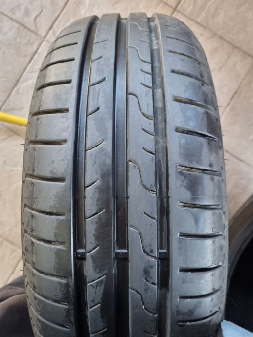 Gume Dunlop 195/60/16 ljetna 2 kom.