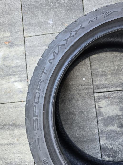 Gume Dunlop 225/40/18 ljetna 4 kom.