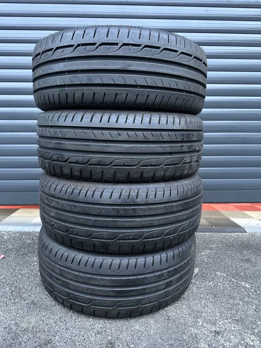 Gume Dunlop 225/45/19 ljetna 4 kom. **SET 200€**