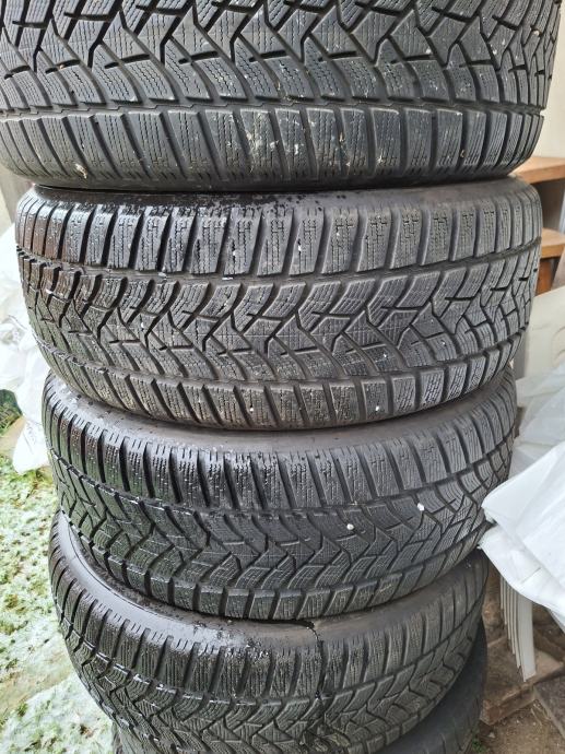 Gume Dunlop 225/55/17 zimska 4 kom.