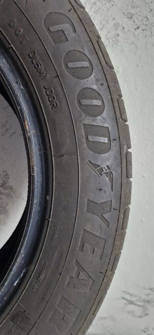 Gume Goodyear 215/60/16 ljetna 4 kom.