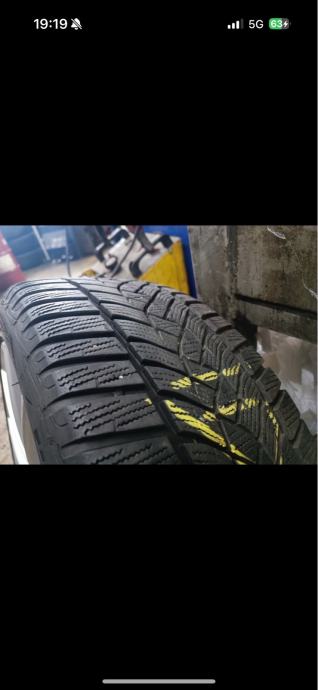 Gume Goodyear 245/40/18 zimska 4 kom.