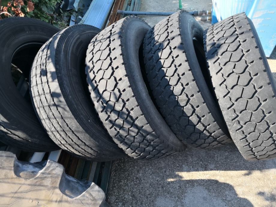 Gume Goodyear 285/70/19,5 ljetna 6+ kom.