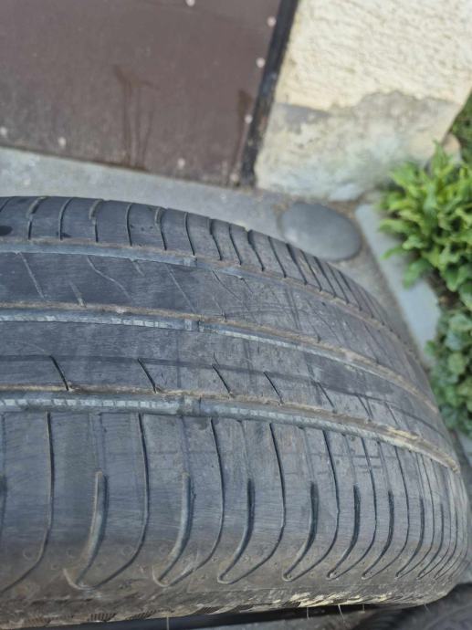 Gume Goodyear EfficientGrip Performance 195/55/16 ljetna 2 kom DOT2422