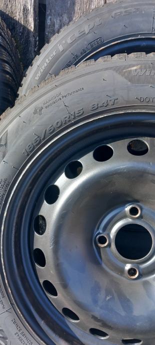 Gume Hankook 185/60/15 zimska 4 kom.