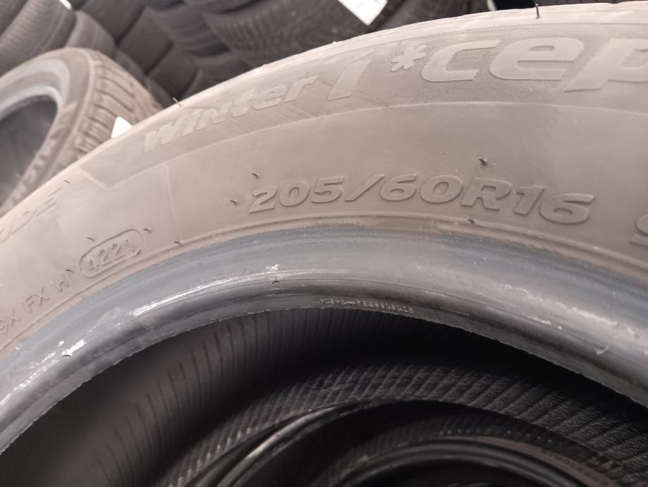 Gume Hankook 205/60/16 zimska 4 kom.