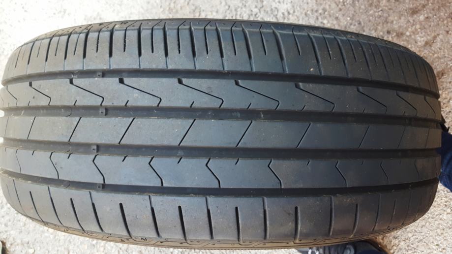 Gume Hankook 215/55/16