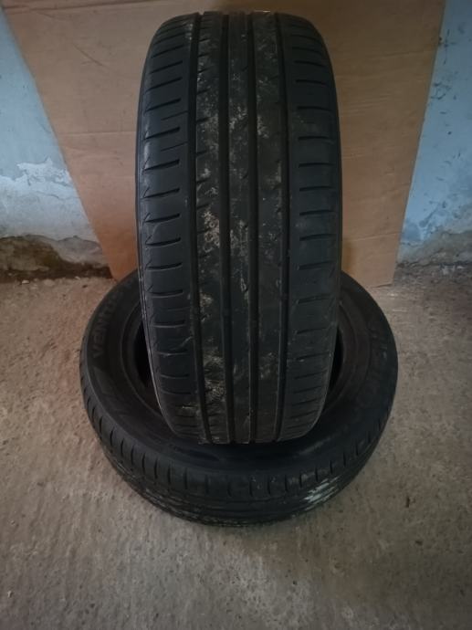 Gume Hankook 215/55/17 ljetna 2 kom.