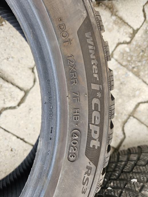 Gume Hankook 225/45/17 zimska 4 kom.