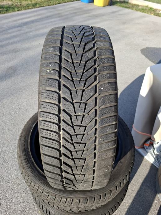 Gume Hankook 225/45/19 zimska 4 kom.