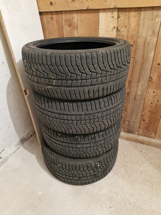 Gume Hankook 255/40/20 zimska 4 kom.