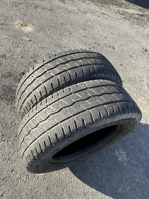 Gume HANKOOK WINTER ICEPT LV RW12 225/65/16C zimska 2 kom.