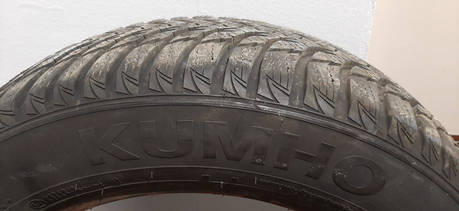 Gume Kumho 205/55/16 zimska 2 kom.