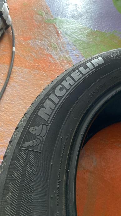 Gume Michelin 235/55/19 ljetna 4 kom. 70e kompet