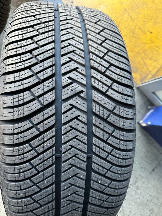 Gume Michelin 255/45/19 i 285/40/19 Nove