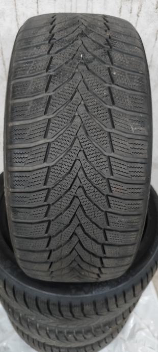 Gume Nexen 235/45/17 zimska winguard sport 2 DOT 2123