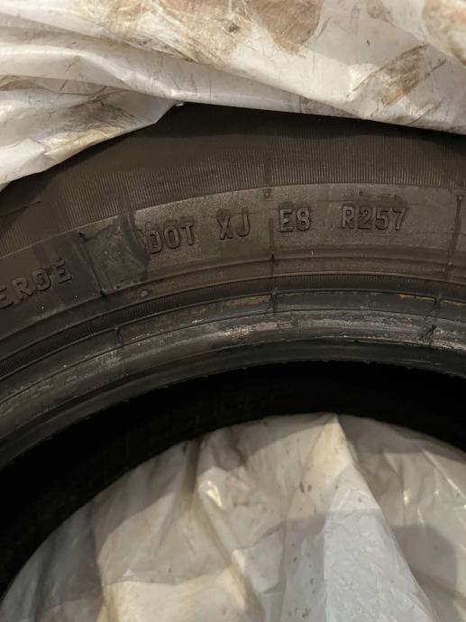 Gume Pirelli 175/65/14 ljetna 4 kom.