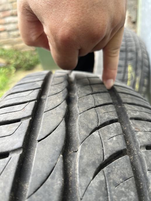 Gume Pirelli 185/65/15 ljetna 4 kom.