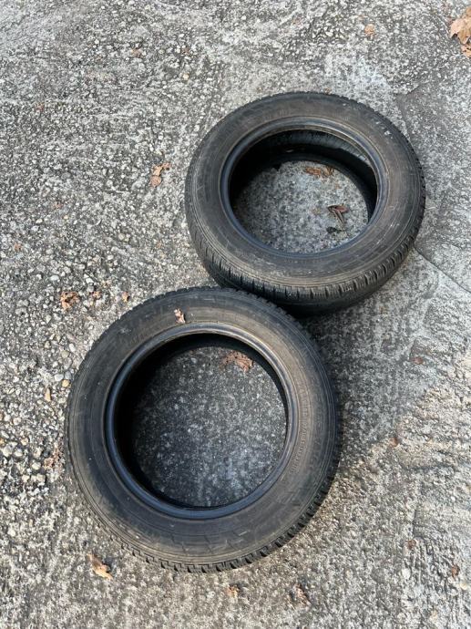 Gume Pirelli 205/65/16 ljetna 2 kom.