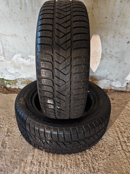 Gume Pirelli 215/60/16 zimska 2 kom.