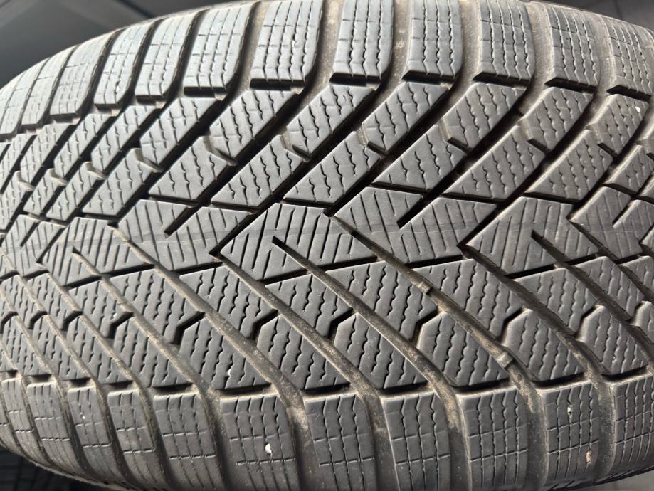 Gume Pirelli 255/45/20 zimska 2 kom.