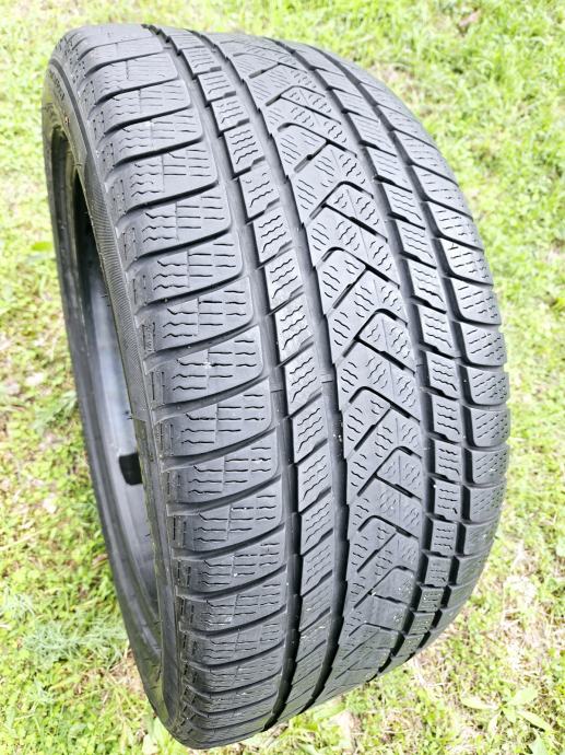 Gume Pirelli 275/40/19 zimska 2 kom. RUN FLAT