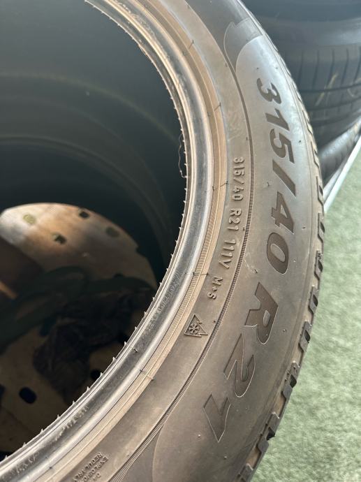 Gume Pirelli 315/40/21 zimska 2 kom.