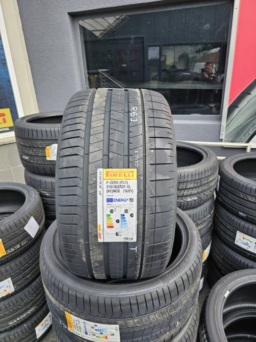 GUME PIRELLI P-Zero PZ4 n1 ncs  315/30/21 _____ 437,95 €/kom - DOT0724