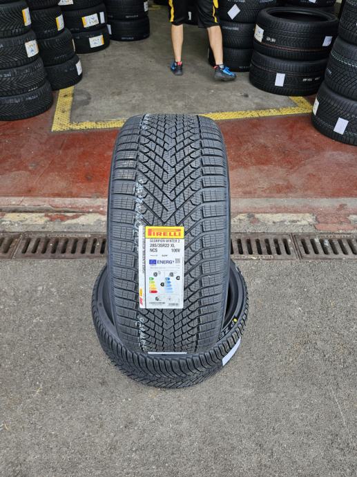 GUME PIRELLI SWinter 2  285/35/22 _____ 378,31 €/kom - DOT2724