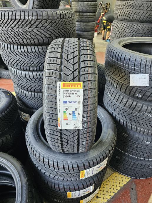 GUME PIRELLI  WSZ 3 *MO  245/45/18 _____ 187,32 €/kom - DOT2924