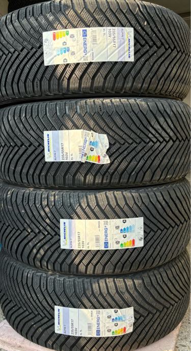 Michelin,  235/55/17 NOVO, zimska guma