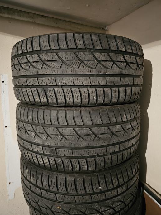 Hankook gume 245 40 18