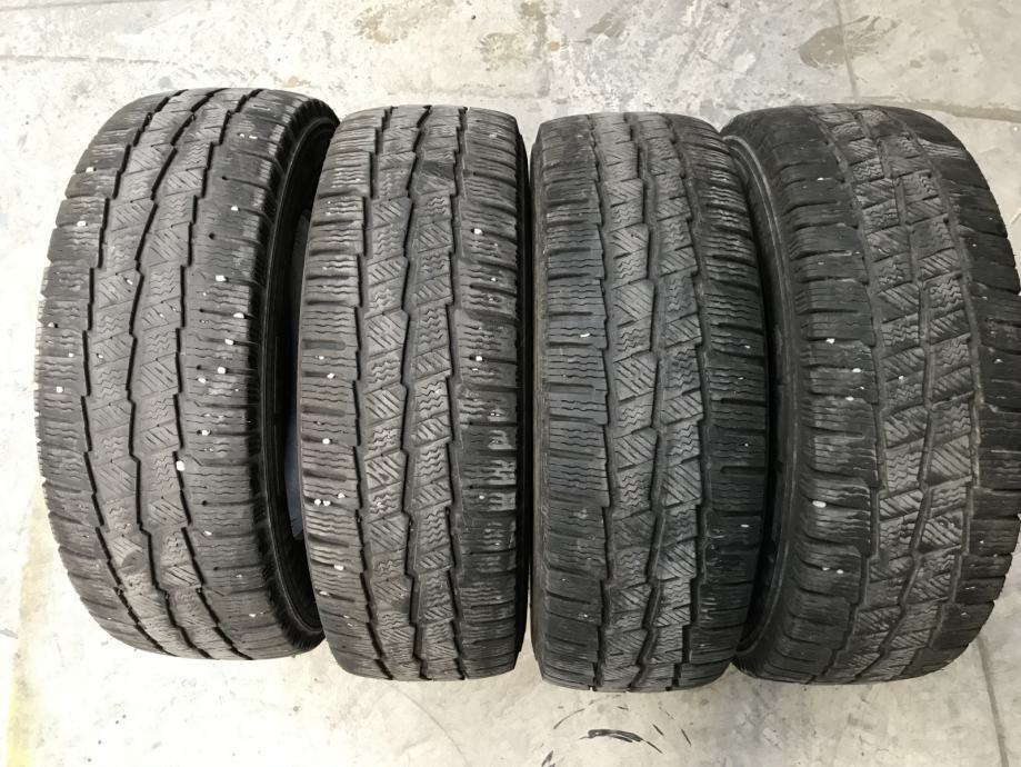 Michelin Agilis 215/65/16C 107/109R 106T M+S