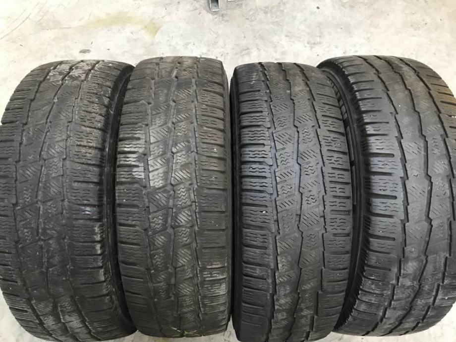 Michelin Agilis Alpin 215/65/16C M+S 600KN 4KOM