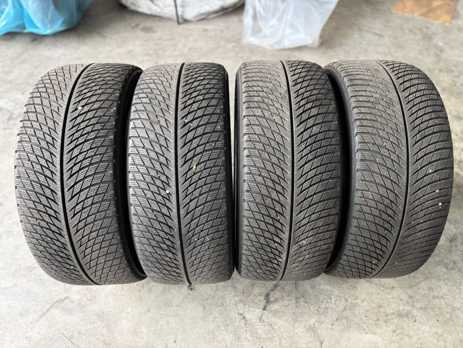 Michelin Pilot Alpin 5 SUV 285/40/22 110V M+S 7mm 2020*