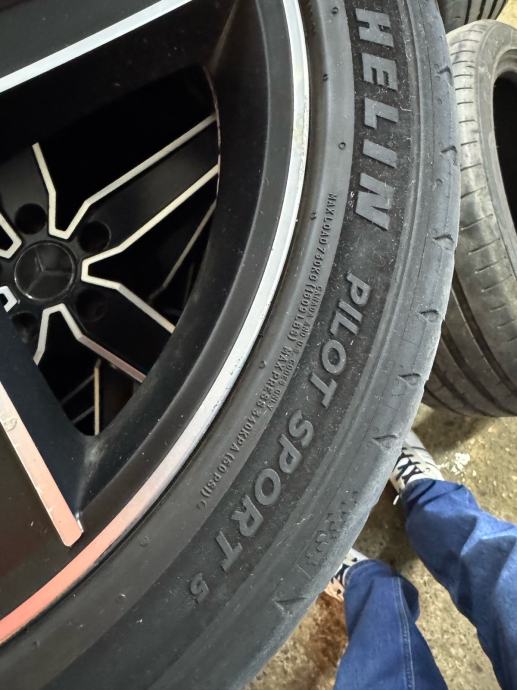 Michelin pilot sport 5 245/40/18 ljetna 1 kom.